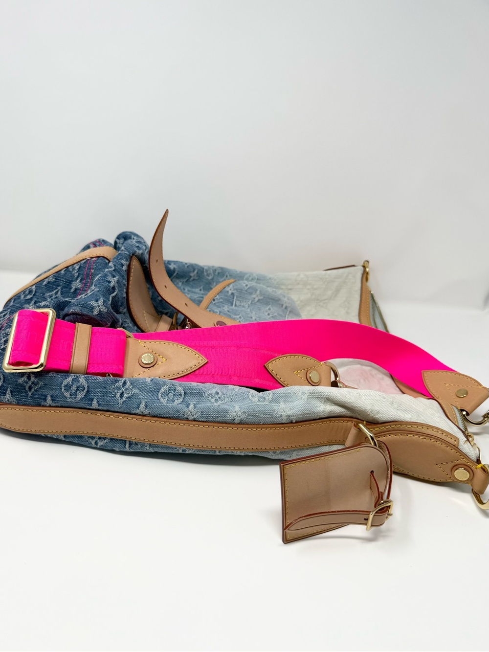 Louis Vuitton Monogram Denim Sunburst PM Blue Ombre Pink Limiter Edition - Picture 14 of 16
